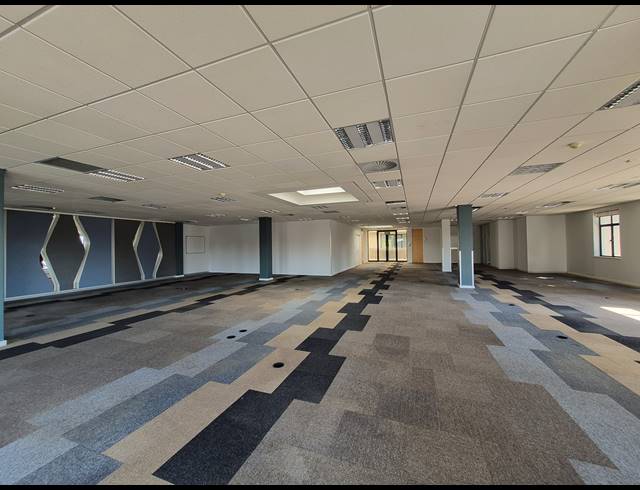 902M² OFFICE TO LET IN ILLOVO
